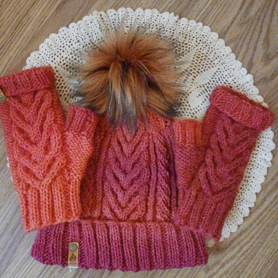 Lake Reed Hat set